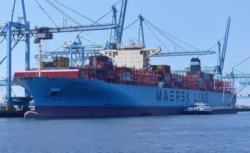 MAERSK ESSEX Container Ship IMO 9458092 photo 6