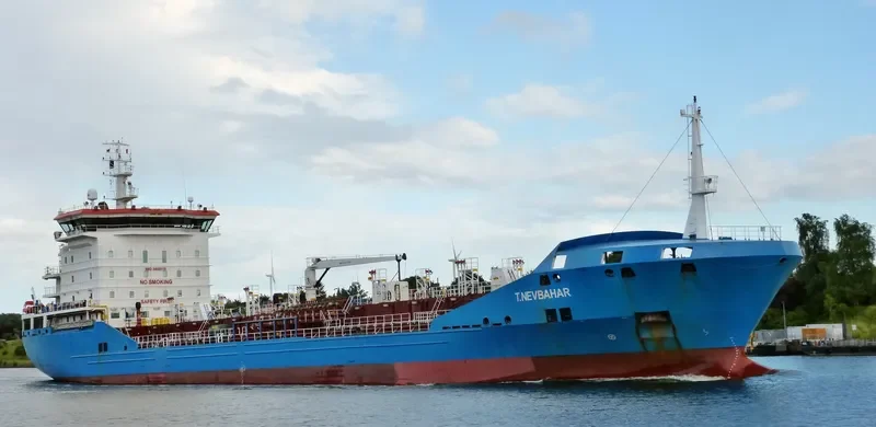 T.NEVBAHAR Tanker IMO 9458119 photo 4