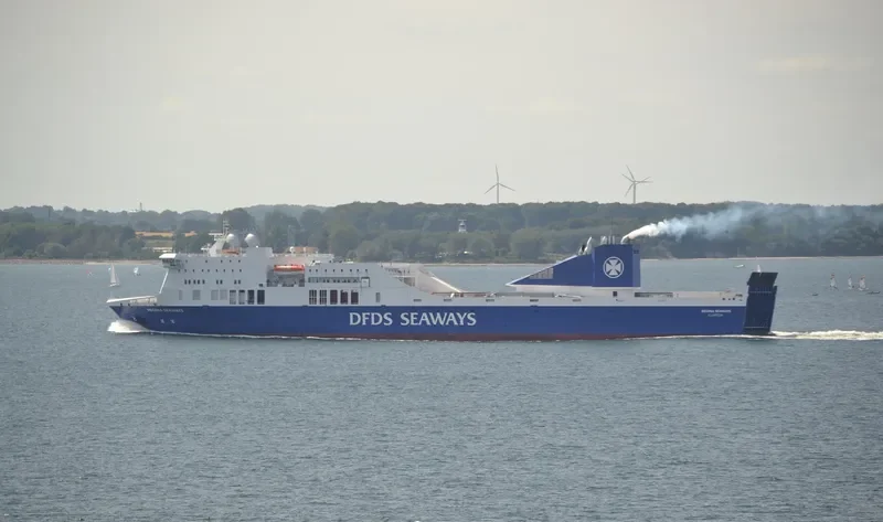 REGINA SEAWAYS Ro-Ro IMO 9458535 photo 5