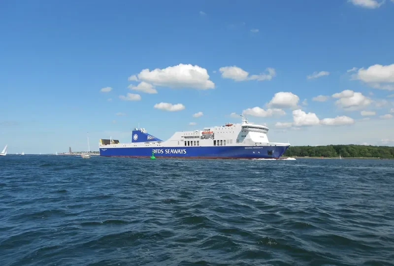 REGINA SEAWAYS Ro-Ro IMO 9458535 photo 8