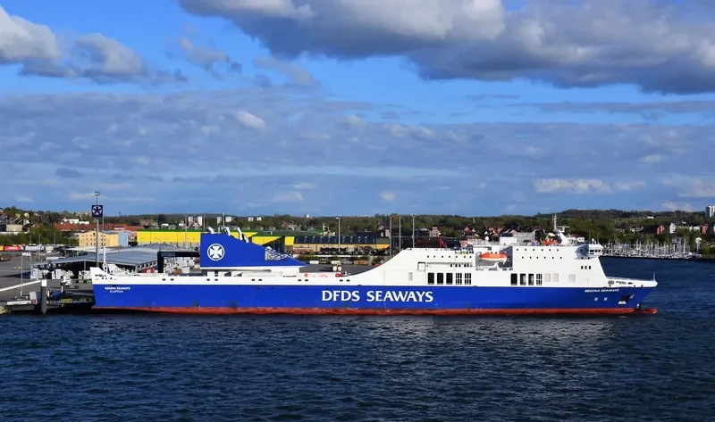 REGINA SEAWAYS Ro-Ro IMO 9458535 photo 10