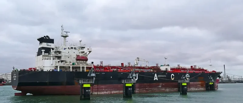 NCC YANBU Tanker IMO 9458808 photo 6