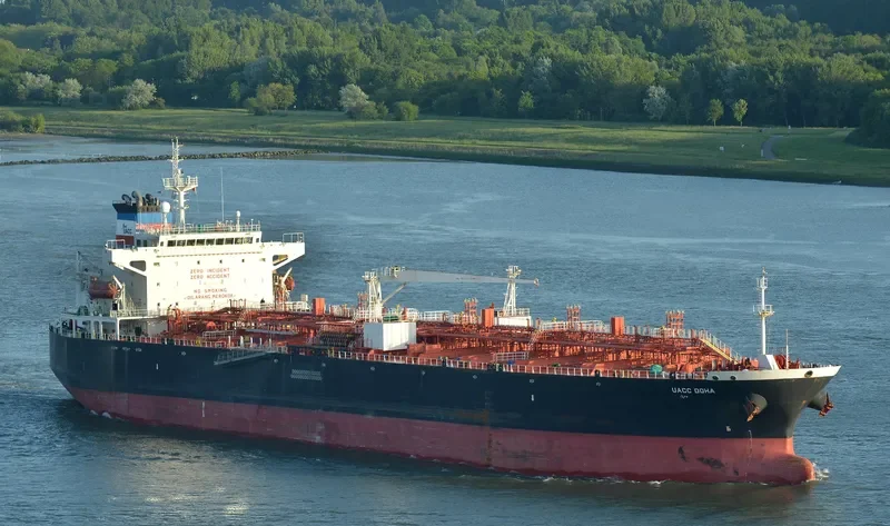NCC YANBU Tanker IMO 9458808 photo 9