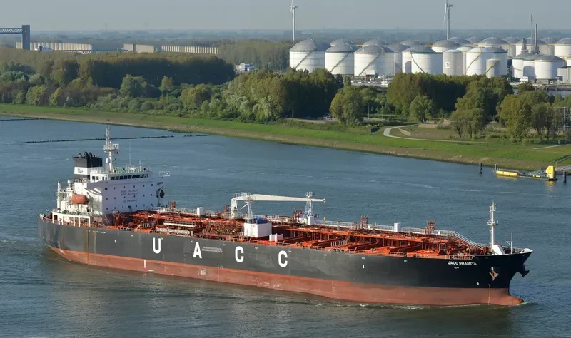 UACC SHAMIYA Tanker IMO 9458858 photo 3