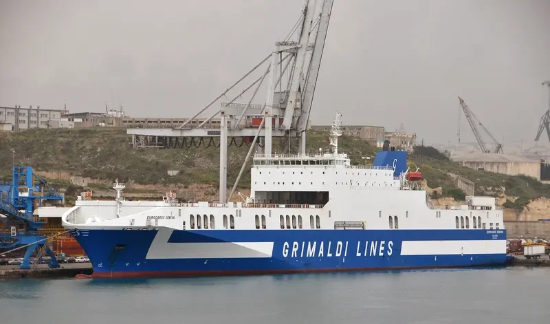 EUROCARGO GENOVA Ro-Ro IMO 9458951