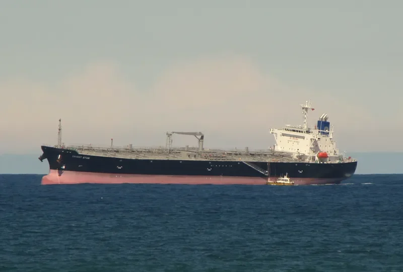 DEE4 CEDAR Tanker IMO 9459230 photo 4