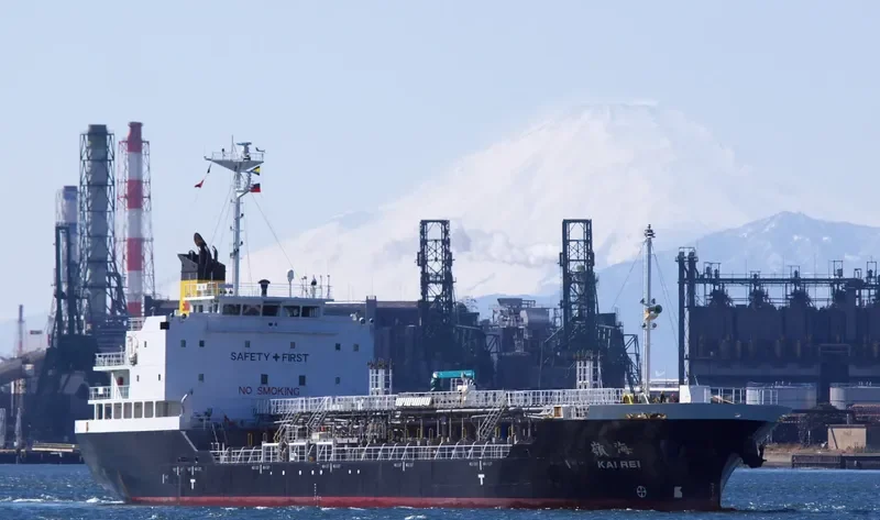 KAIREI Tanker IMO 9459747 photo 3