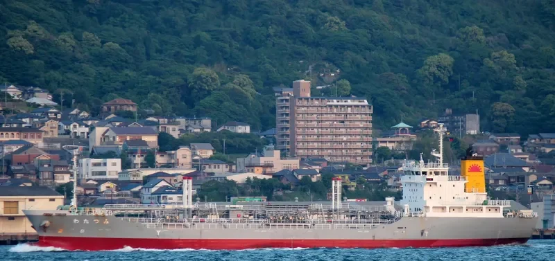 WATATSUMI Tanker IMO 9460045 photo 6