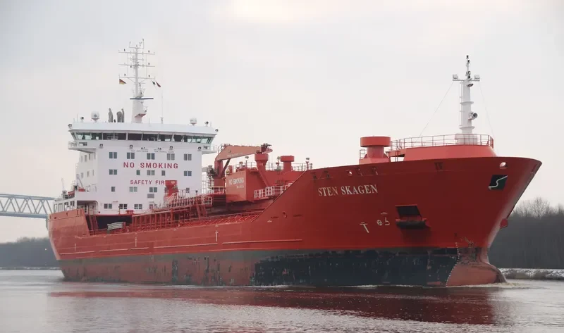 STEN SKAGEN Tanker IMO 9460239 photo 2