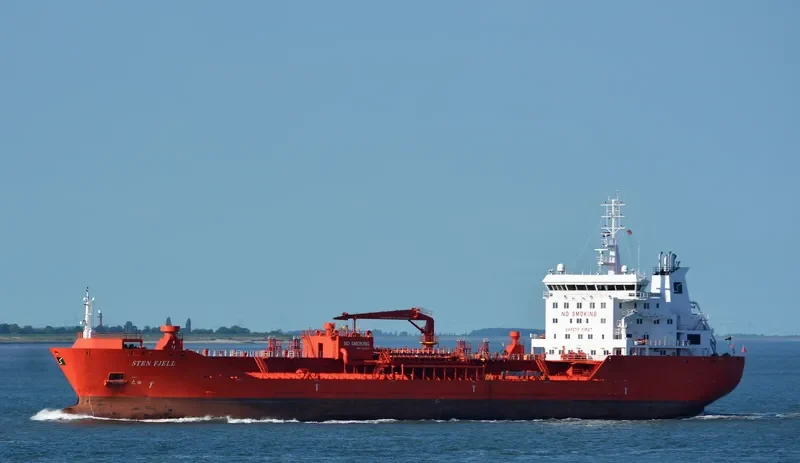 STEN FJELL Tanker IMO 9460241 photo 4