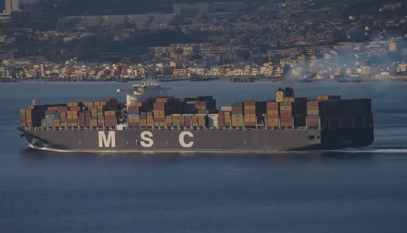 MSC SAVONA Container Ship IMO 9460356 photo 6
