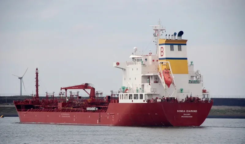 SONGA DIAMOND Tanker IMO 9460459 photo 8