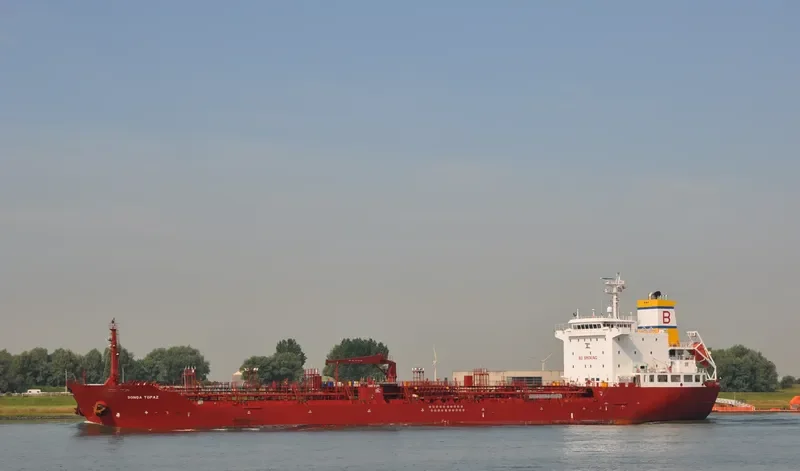 SONGA TOPAZ Tanker IMO 9460461 photo 3