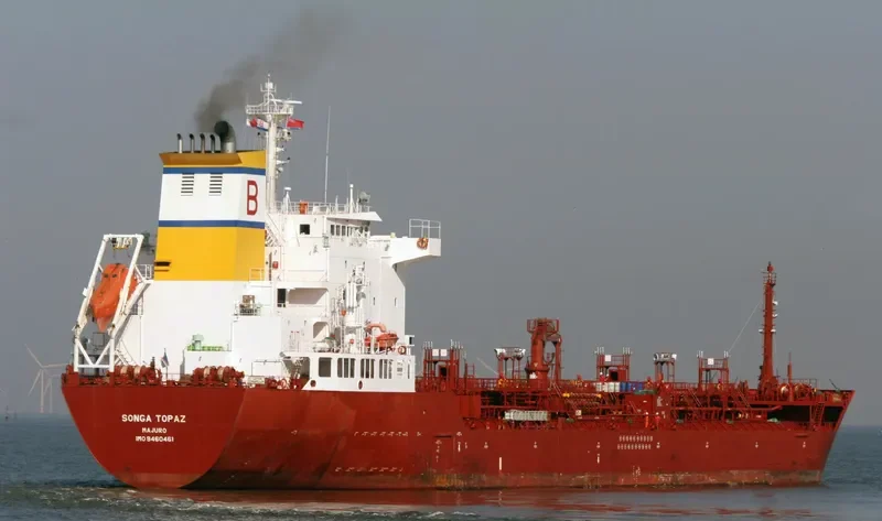 SONGA TOPAZ Tanker IMO 9460461 photo 8