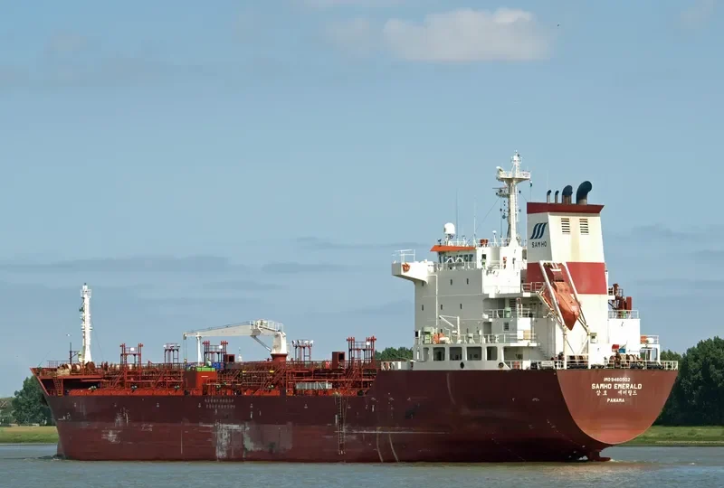 LEON HERC Tanker IMO 9460502 photo 6