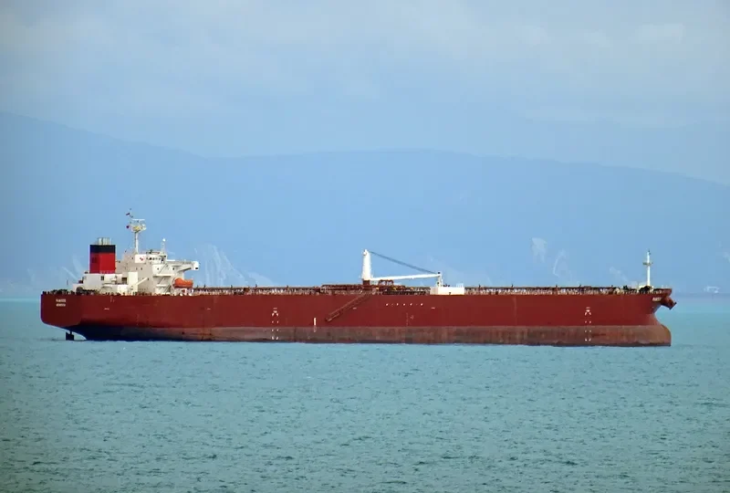 BARONESS Tanker IMO 9460576 photo 4