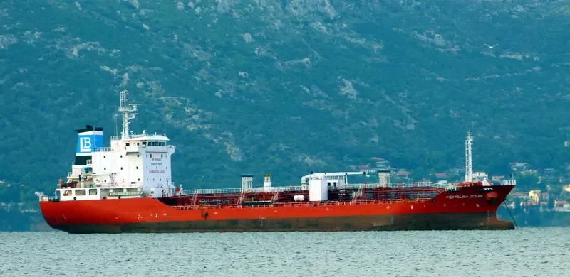 PETROLINA OCEAN Tanker IMO 9460617 photo 6