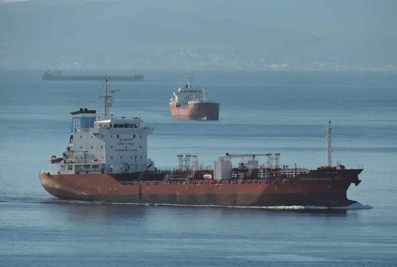 PETROLINA OCEAN Tanker IMO 9460617 photo 7