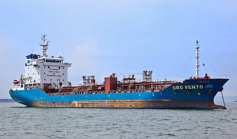BTS ELIZABETH Tanker IMO 9460629 photo 6
