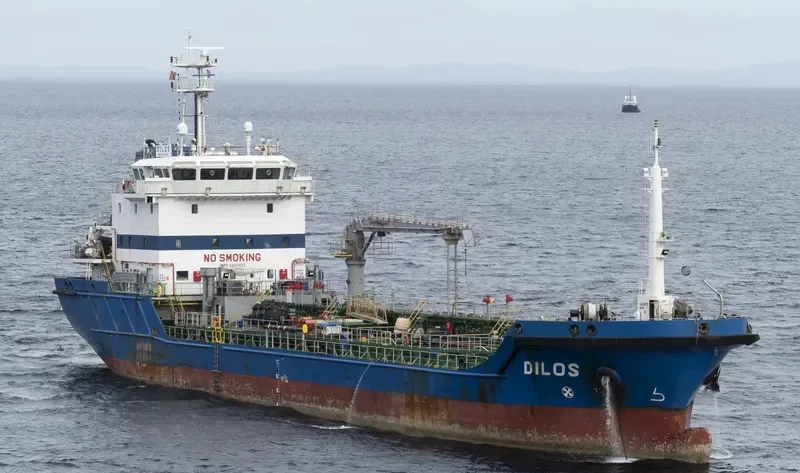 DILOS Tanker IMO 9460825 photo 4