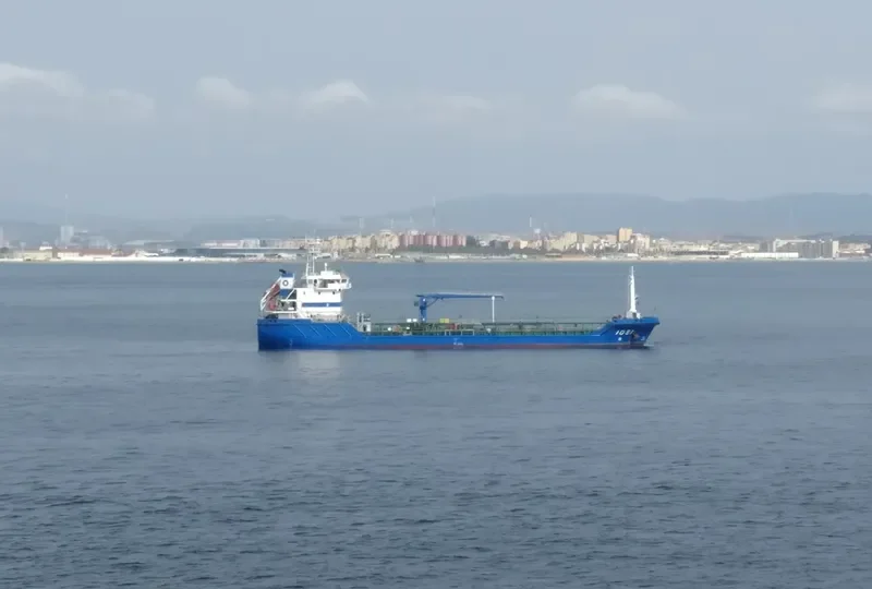 IOS I Tanker IMO 9460837 photo 4