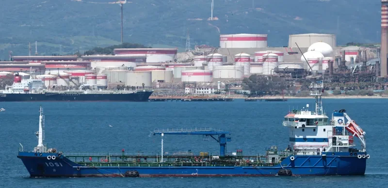IOS I Tanker IMO 9460837 photo 6