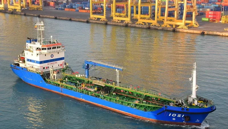IOS I Tanker IMO 9460837 photo 9