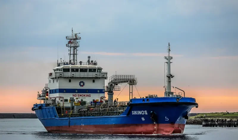 SIKINOS Tanker IMO 9460851 photo 7