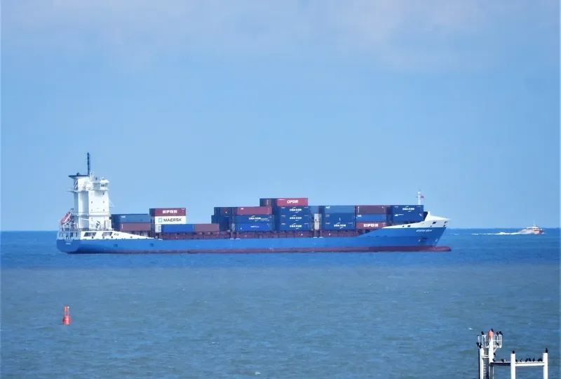 STEFAN SIBUM Container Ship IMO 9461594 photo 4