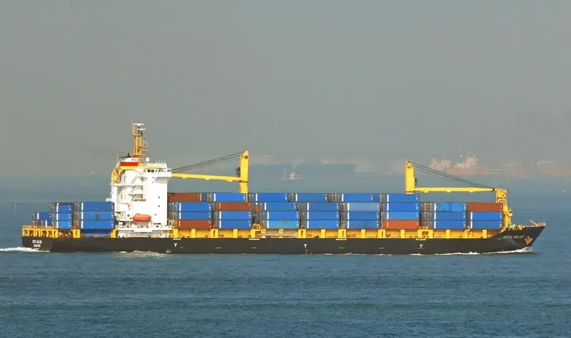 KOTA NILAM Container Ship IMO 9461647 photo 5
