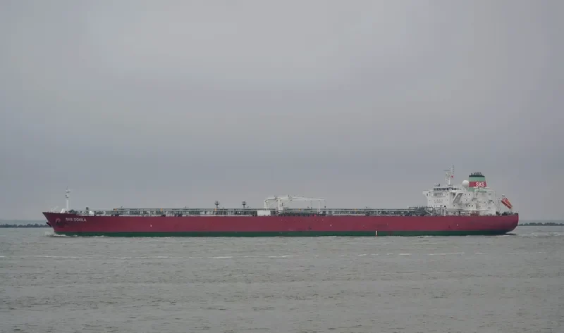 SKS DOKKA Tanker IMO 9461831 photo 10