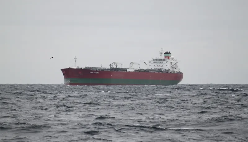 SKS DARENT Tanker IMO 9461843 photo 4