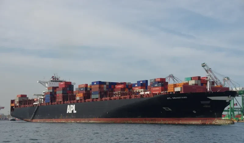 APL GWANGYANG Container Ship IMO 9461879 photo 10