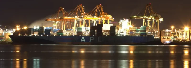 APL QINGDAO Container Ship IMO 9461893 photo 2