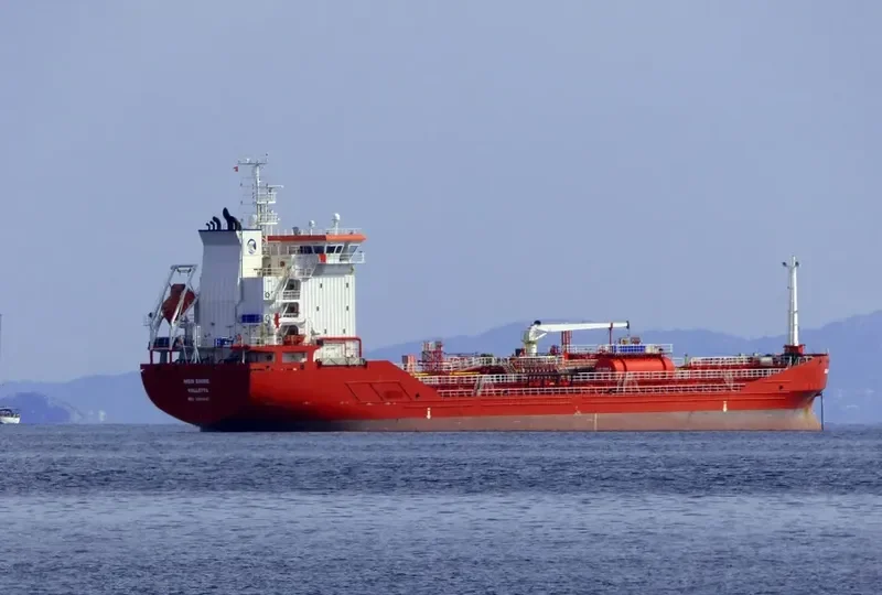MED EMRE Tanker IMO 9461910 photo 6