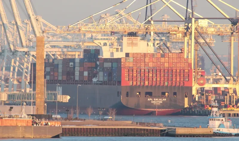 APL SALALAH Container Ship IMO 9462029 photo 6