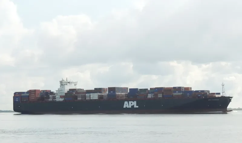 APL YANGSHAN Container Ship IMO 9462031 photo 3