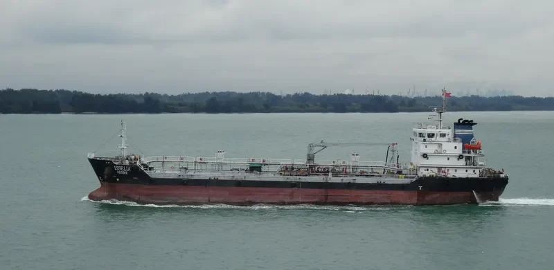 ISSELIA Tanker IMO 9462081 photo 5