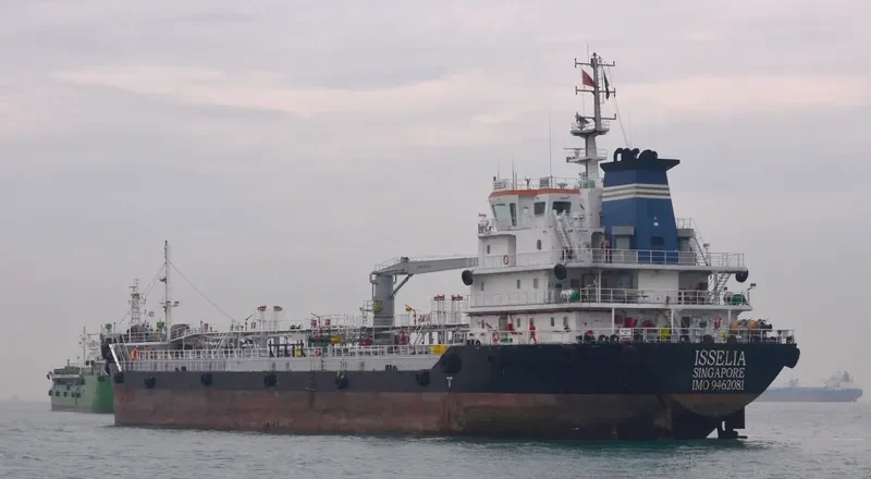 ISSELIA Tanker IMO 9462081 photo 7