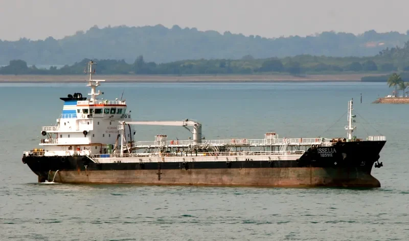 ISSELIA Tanker IMO 9462081 photo 10