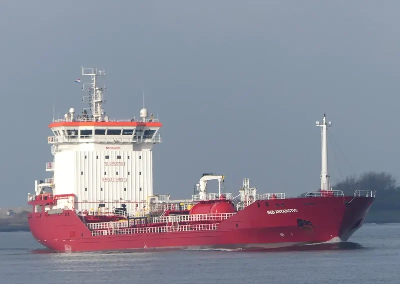 MED ANTARCTIC Tanker IMO 9462316 photo 2