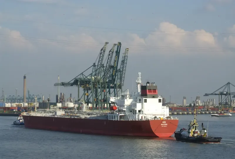 KOI Tanker IMO 9462354 photo 7
