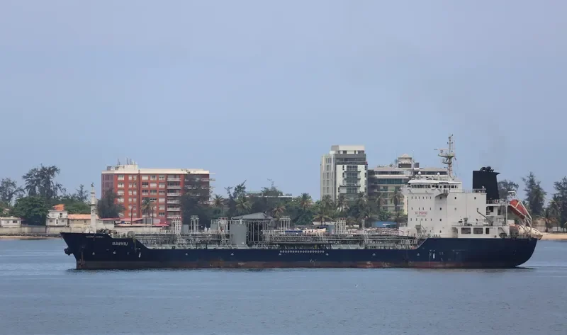 SARONIC BAY Tanker IMO 9462689 photo 4