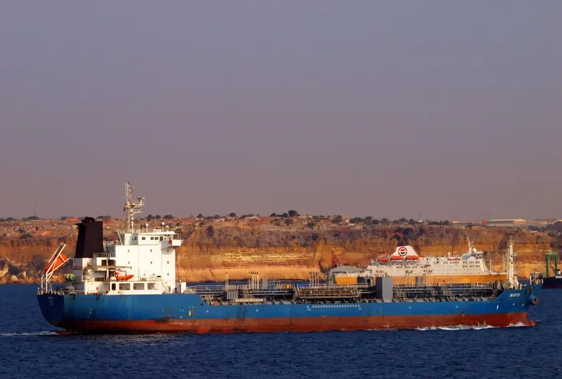 SARONIC BAY Tanker IMO 9462689 photo 7