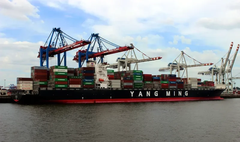YM UNIFORMITY Container Ship IMO 9462691 photo 9