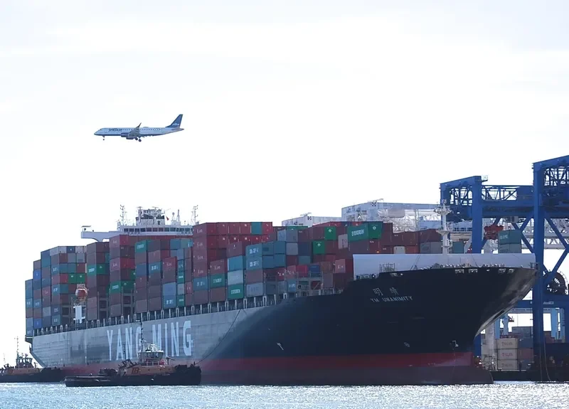 YM UNANIMITY Container Ship IMO 9462718 photo 7