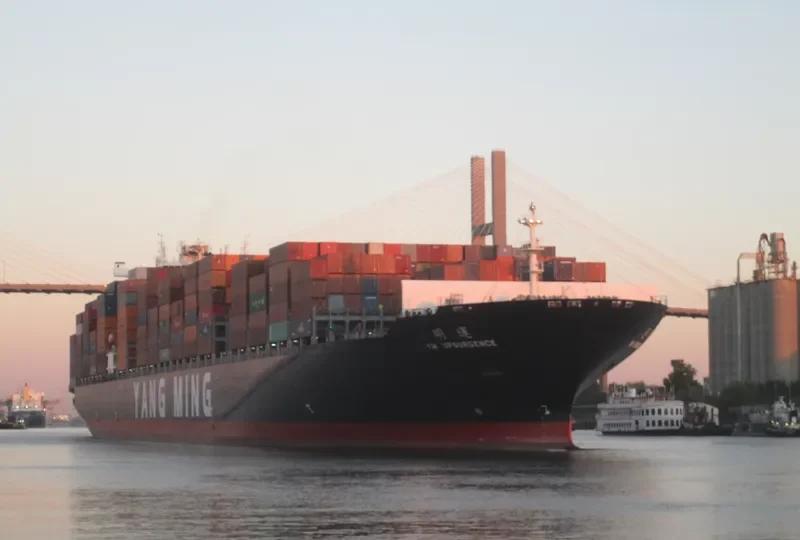 YM UPSURGENCE Container Ship IMO 9462720 photo 3