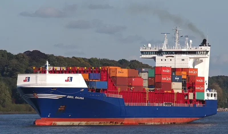 OOCL RAUMA Container Ship IMO 9462794 photo 5