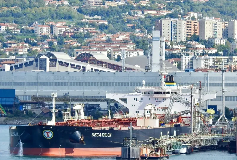 DECATHLON Tanker IMO 9462926