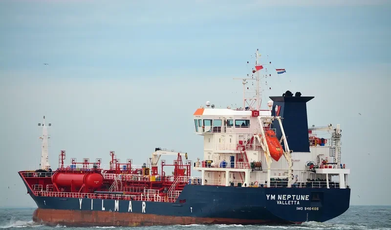 YM NEPTUNE Tanker IMO 9464106 photo 8